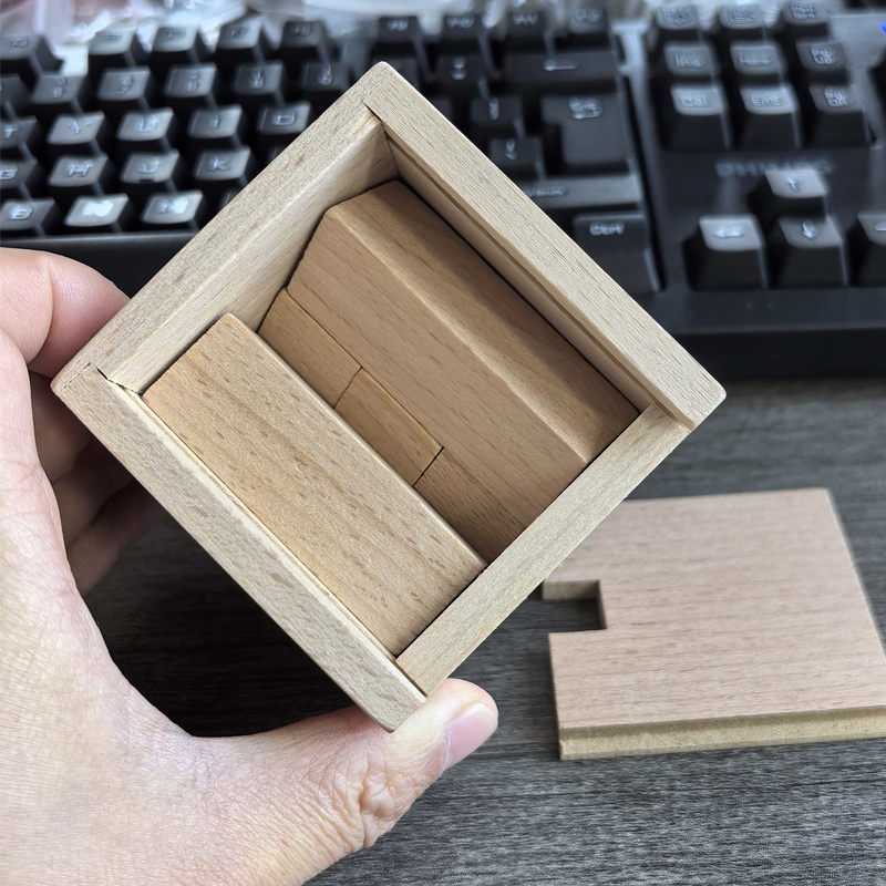 マジック IQ 斜め配置ブロック木製パズルボックス大人子供向 - Woodworking Kids Toys のレビューと価格